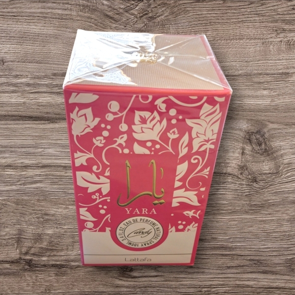 NIB Lattafa Yara Candy E.D.P for Women 3.4 FL OZ - Picture 3 of 5